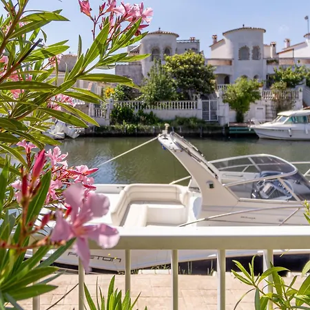 Jouvacations 2 Freser * Empuriabrava